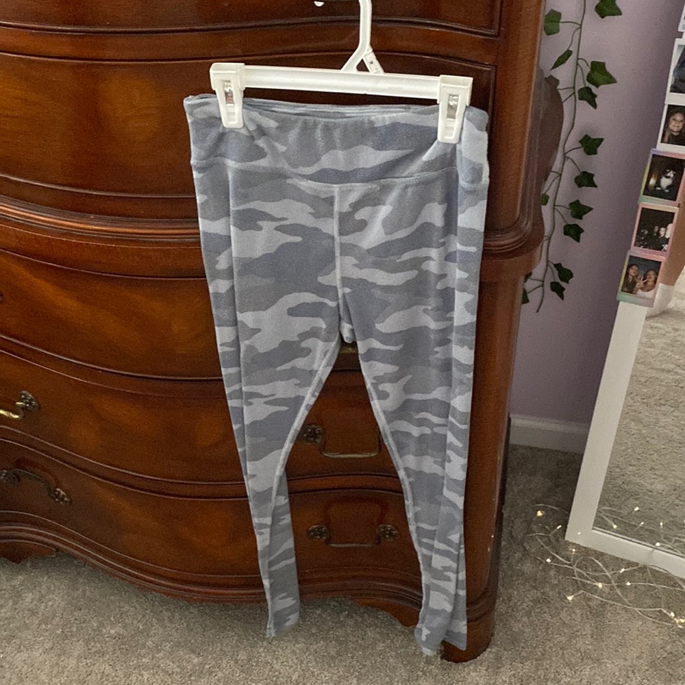 they run a little big but are very warm and stretchy